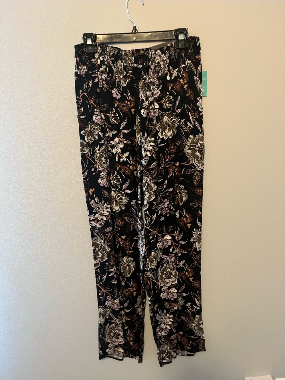 Women’s Wide Leg Floral Pants